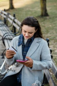comparing online banking apps and payment apps